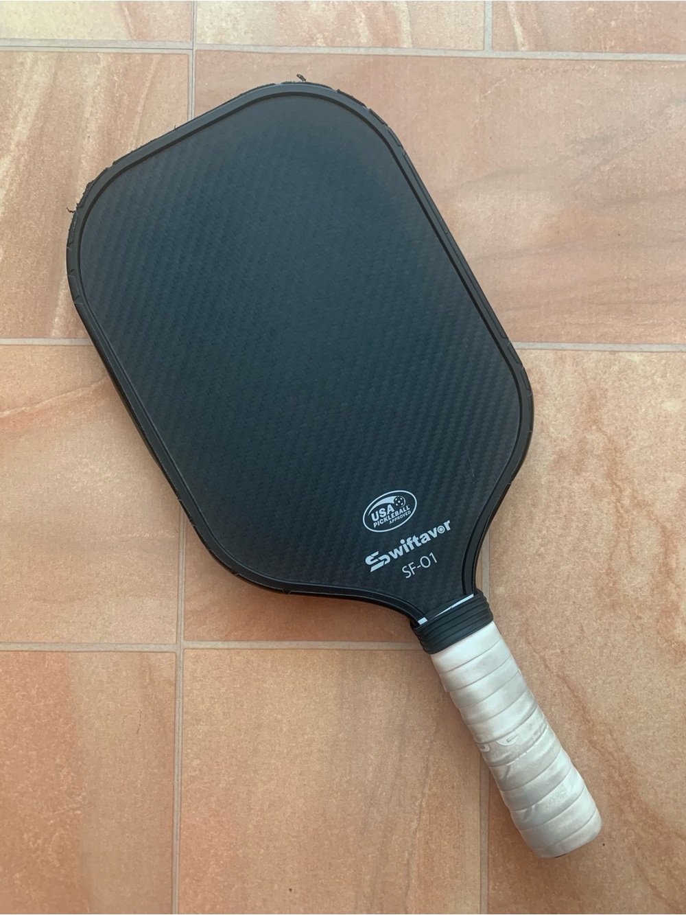Swiftavor SF-01 Black T700 Carbon Fiber Honeycomb Pickleball Paddle